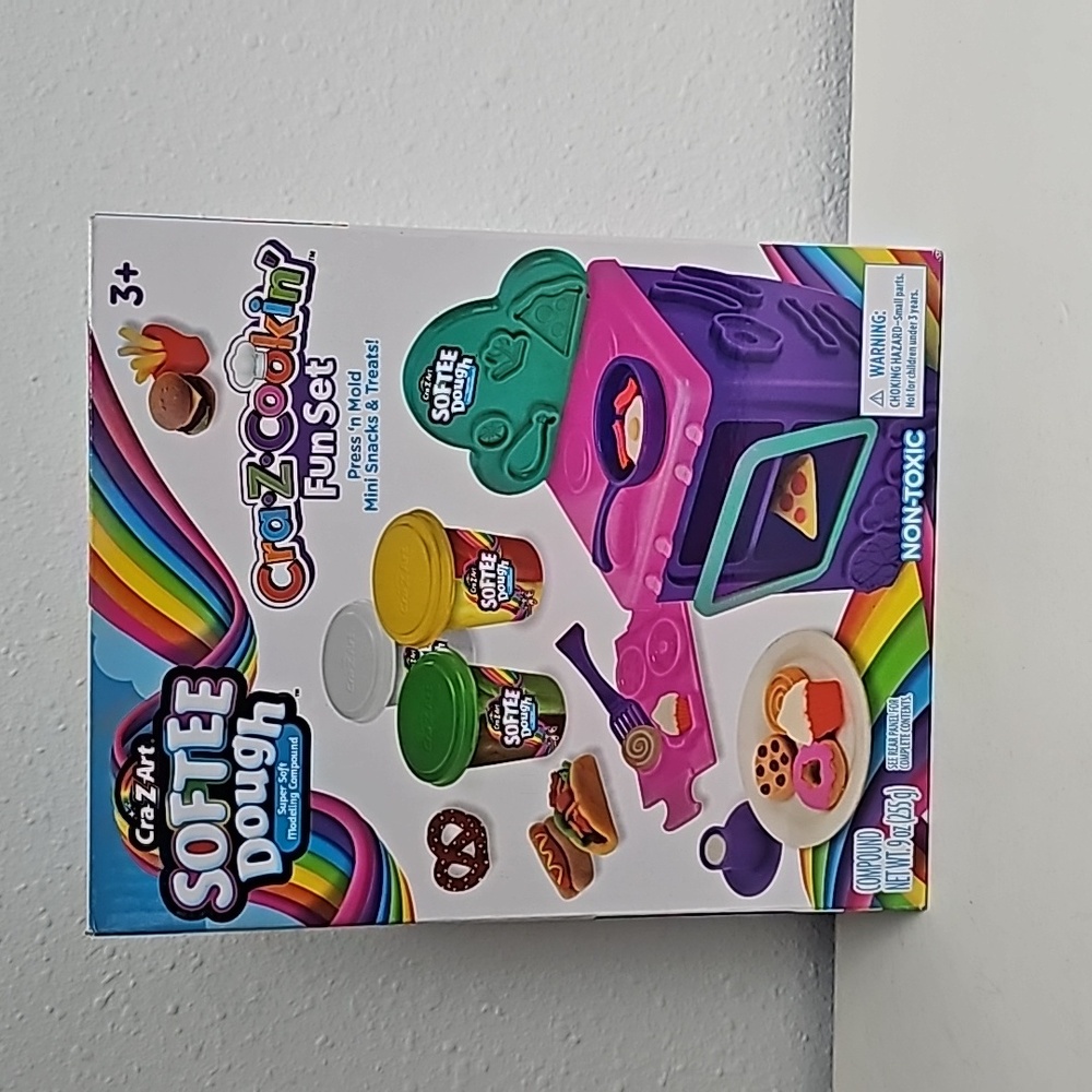 Crazart softee dough. Crazcooking fun set and hair salon set. Set of 2